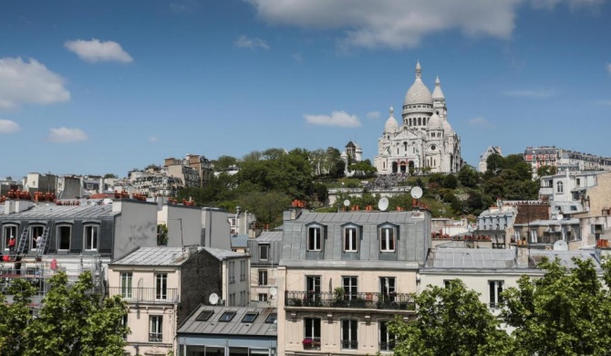 Le Regent Montmartre by Hiphophostels