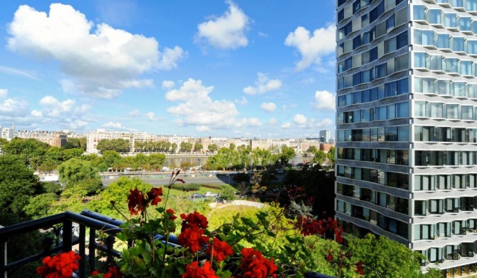 Mercure Paris Tour Eiffel Pont Mirabeau