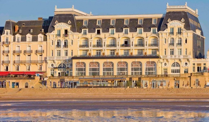 Le Grand Hotel de Cabourg - MGallery Hotel Collection