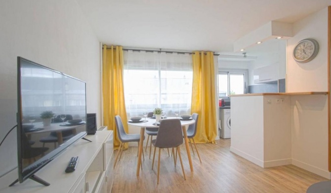 APPARTEMENT MODERNE A CAEN POUR 4 PERSONNES